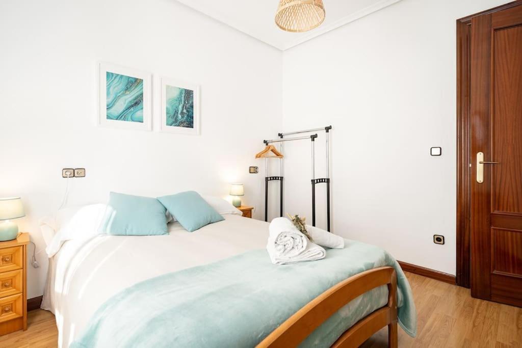 Apartamento Trisquel Gijon Exterior photo